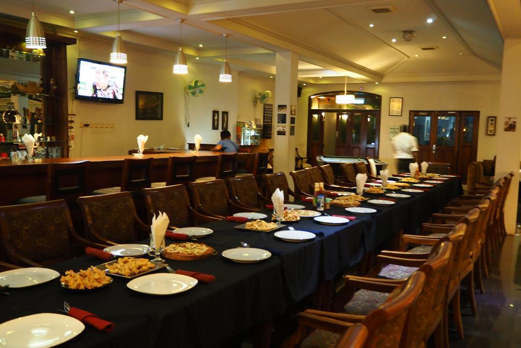 The Gecho Inn Town Джепара Екстериор снимка