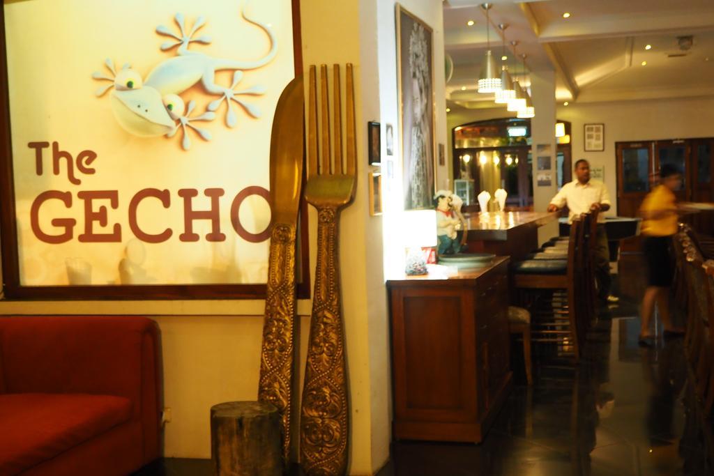 The Gecho Inn Town Джепара Екстериор снимка