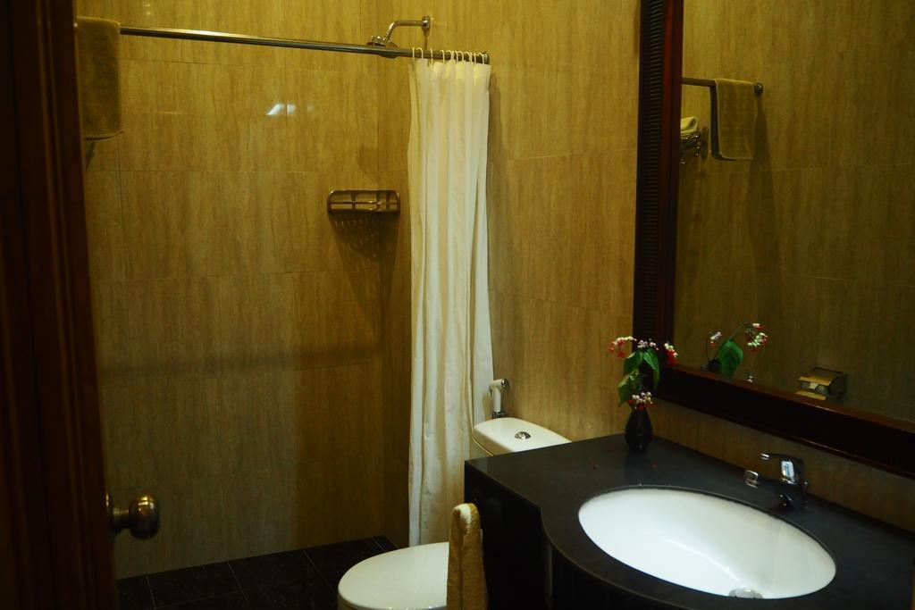 The Gecho Inn Town Джепара Екстериор снимка