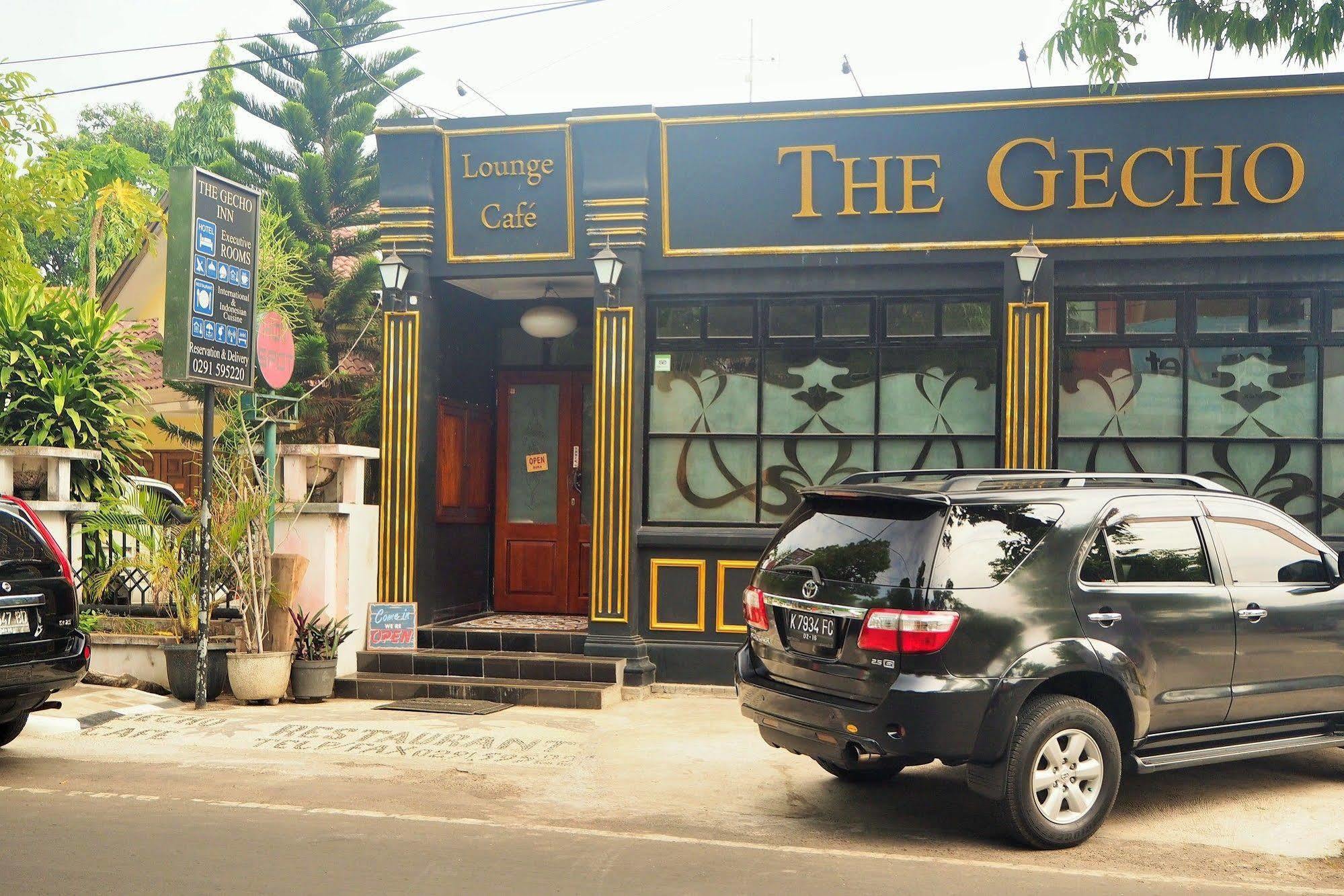 The Gecho Inn Town Джепара Екстериор снимка
